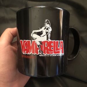 Halloween Vampirella coffee mug
